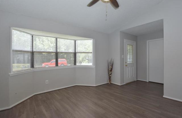 4207 Castor Street Gallery 2