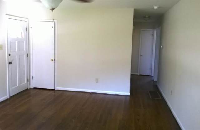 641 Parkside Drive Gallery 4