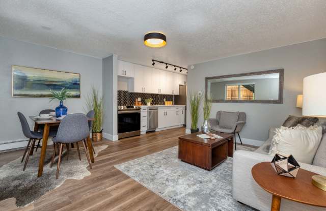 1341 Cook Gallery 2