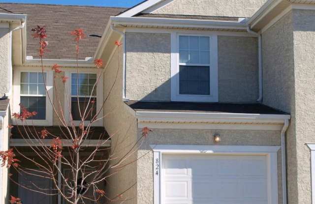 826 S Woodson Ct Gallery 3