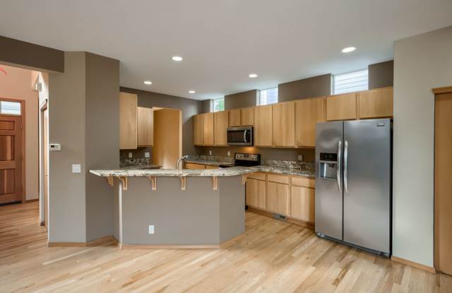 Beautiful 3bed/2.5bath Home in Snoqualmie Ridge! Gallery 4