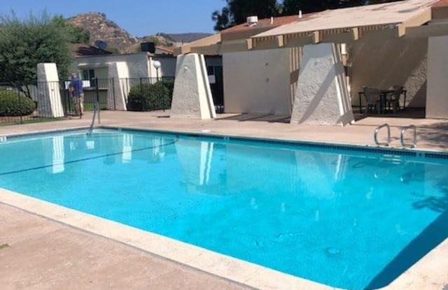 2855 Wanek Road - 2855 Wanek Road, Escondido, CA 92027