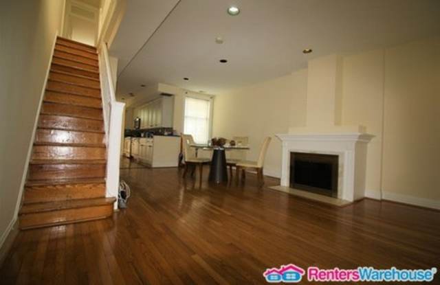 2526 I Street North West Gallery 3