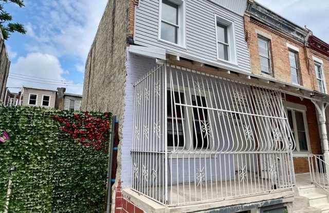 Gorgeous 2-Bedroom Townhome in Fairhill! Available NOW! - 3438 North Bodine Street, Philadelphia, PA 19140