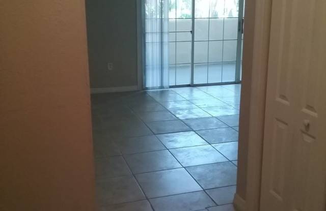 4021 Versailles Dr. Unit F Gallery 2