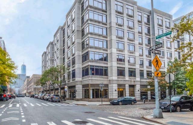 600 Washington Gallery 3