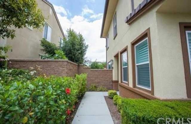 6505 Eucalyptus Avenue Gallery 2
