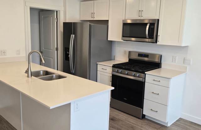 Beautiful 3-Bedroom Townhome in Santaquin Gallery 3
