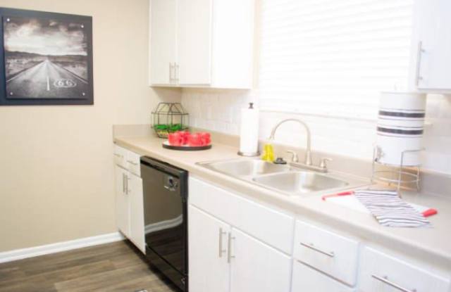 8742 Datapoint Dr Gallery 2