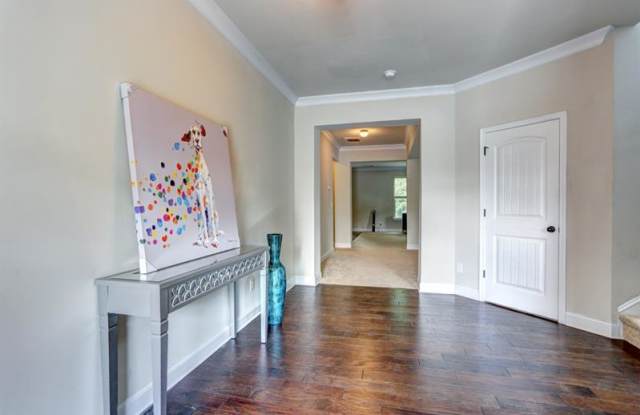 1212 PARK HOLLOW Lane Gallery 2