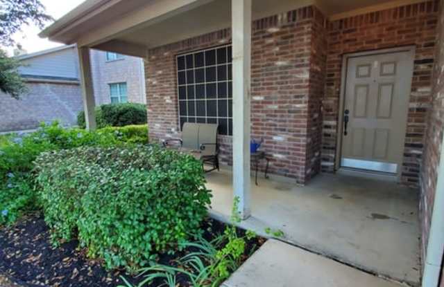 3767 COLUMBIA DR Gallery 2