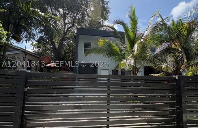 5131 NW 5th St photos photos