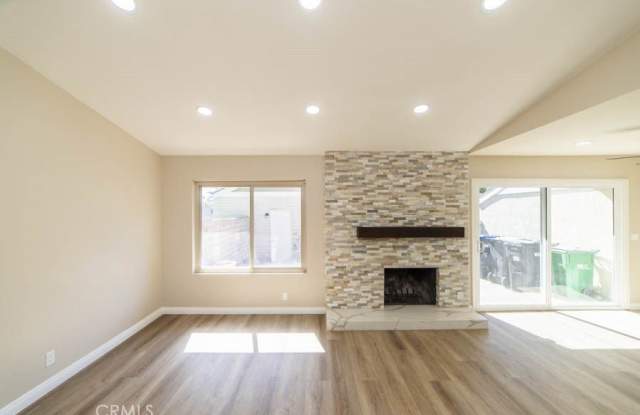 15 STONEPINE Gallery 2
