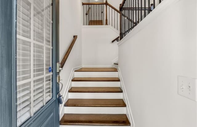 849 Ivy Vine Place Gallery 4