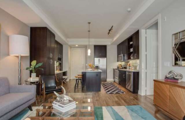 13567 Lyndhurst St Gallery 1
