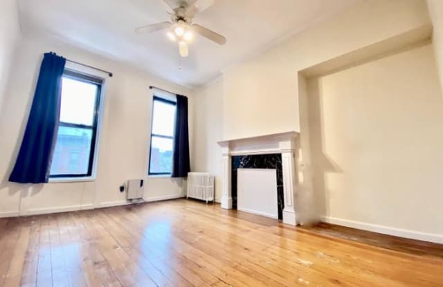 164 India Street - 164 India Street, Brooklyn, NY 11222
