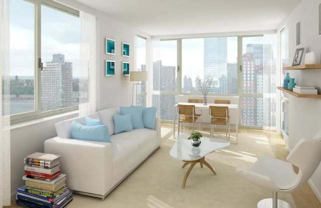 522 West 37th Street photos photos