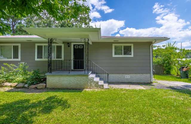 Freshly Updated 2 Bed 1 Bath in East Brainerd! photos photos