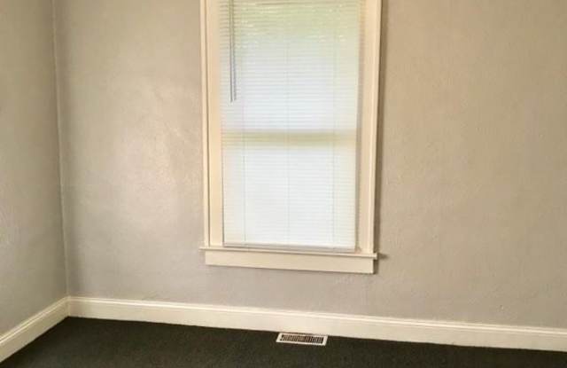 5513 Jaudon Ave. Gallery 4