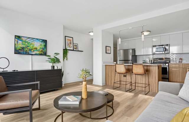 340 W Wolf Point Plaza photos photos