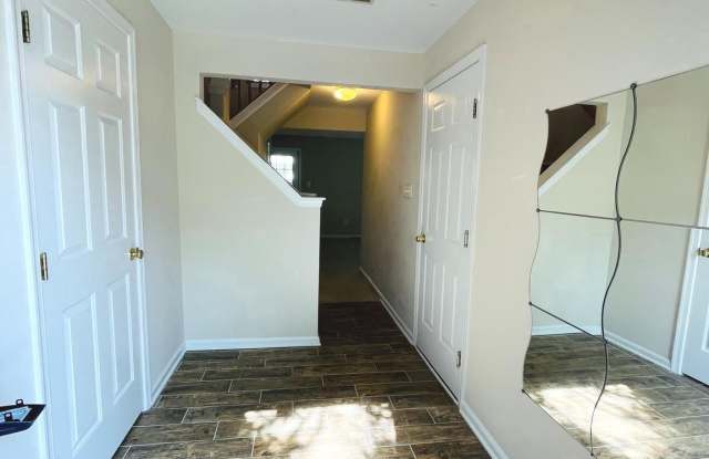 6424 KATHERINE ANN LANE Gallery 2
