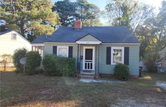 225 Pinecrest Drive - 225 Pinecrest Drive, Fayetteville, NC 28305