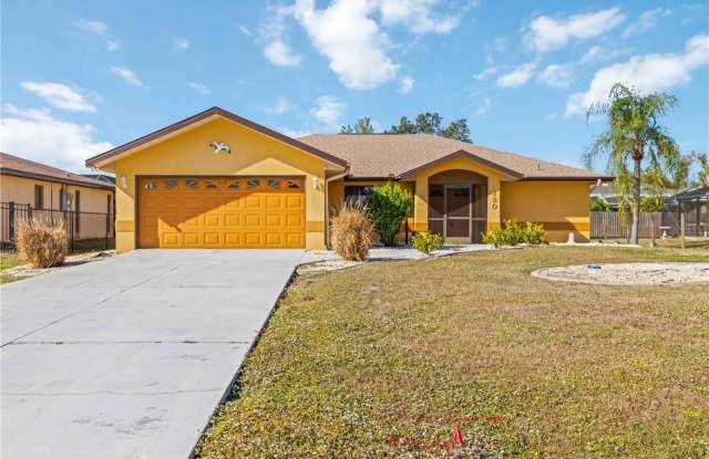 120 AURORA STREET photos photos