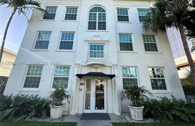130 Antiquera Ave photos photos