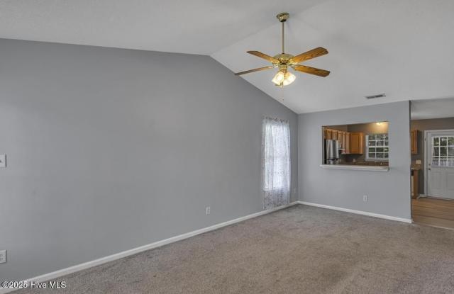 1081 W Pueblo Drive Gallery 3