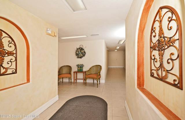 8922 Laguna Lane Gallery 3