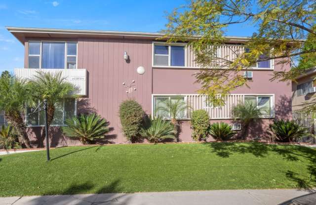3907 Roxanne Ave photos photos