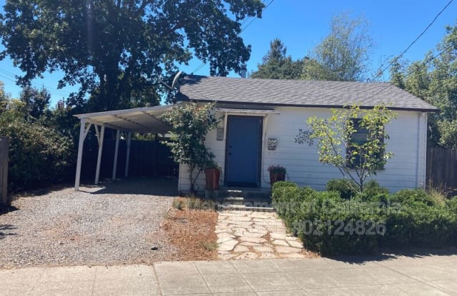 515 Hendley Street - 515 Hendley Street, Santa Rosa, CA 95404