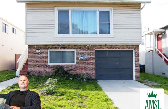 Bright and cozy 3br/2ba upper level Pacifica home photos photos