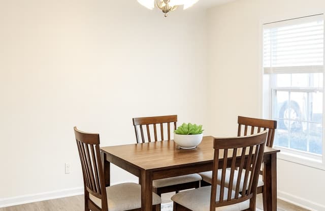 5068 Scotch Pine Avenue Gallery 4