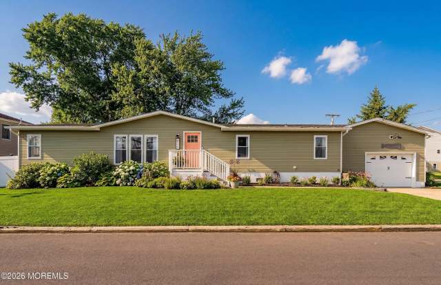 616 Newport Avenue photos photos