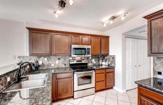 3163 E WAHALLA Lane - 3163 East Wahalla Lane, Phoenix, AZ 85050