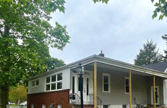 405 LAKE AVENUE photos photos