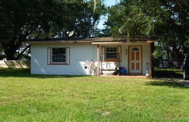 7259 Ridgeway Rd North - 7259 North Ridgeway Road, Jacksonville, FL 32244
