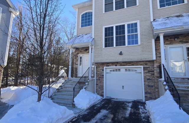 6 Oak Branch Drive unit: 6 photos photos