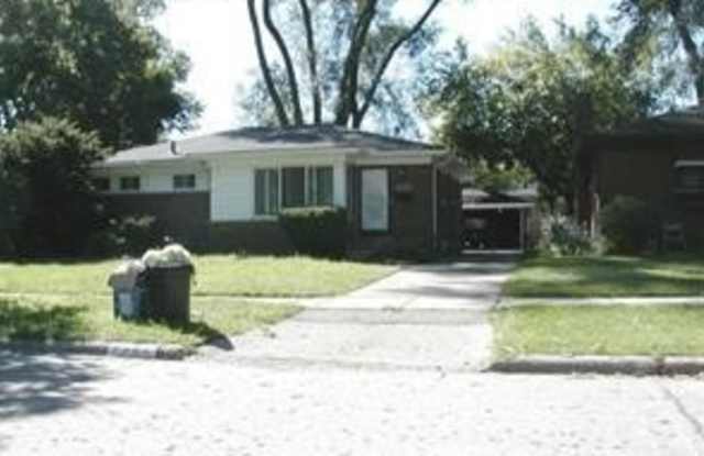 8865 KENBERTON DR - 8865 Kenberton Drive, Oak Park, MI 48237