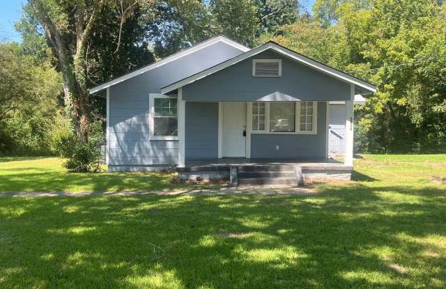 Move in Ready: 4 bedroom- 2 bath Beauty! photos photos Move in Ready: 4 bedroom- 2 bath Beauty! photos photos