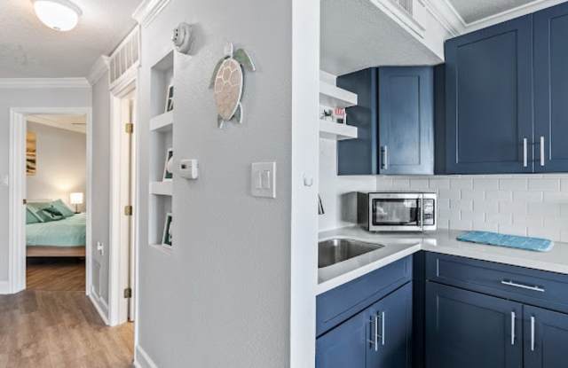 6300 Seawall Blvd - 6300 Seawall Boulevard, Galveston, TX 77551