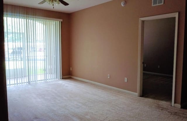 07801 Point Meadows Dr Unit 3107 - 7801 Point Meadows Dr, Jacksonville, FL 32256