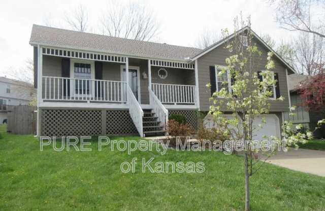 10745 Rowland Court - 10745 Rowland Court, Kansas City, KS 66109 10745 Rowland Court - 10745 Rowland Court, Kansas City, KS 66109