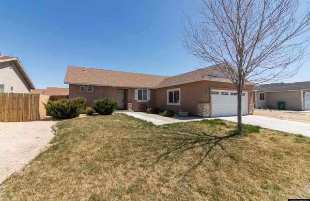 Wonderful 4-bedroom, 2-bathroom home in Fernley, NV - 1829 Westward Lane, Fernley, NV 89408