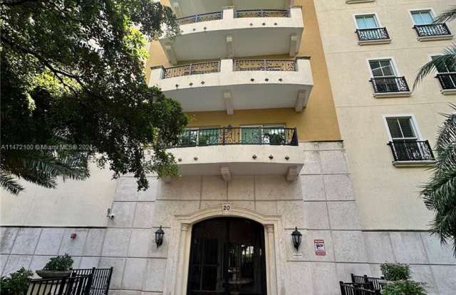 20 Calabria Ave - 20 Calabria Avenue, Coral Gables, FL 33134