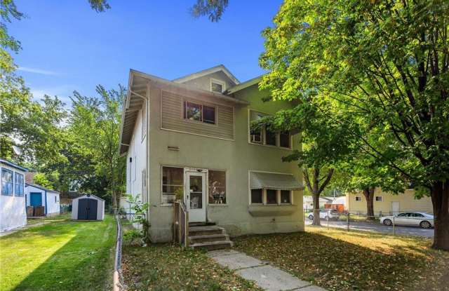 Charming 2 Bedroom Home in Minneapolis!! photos photos