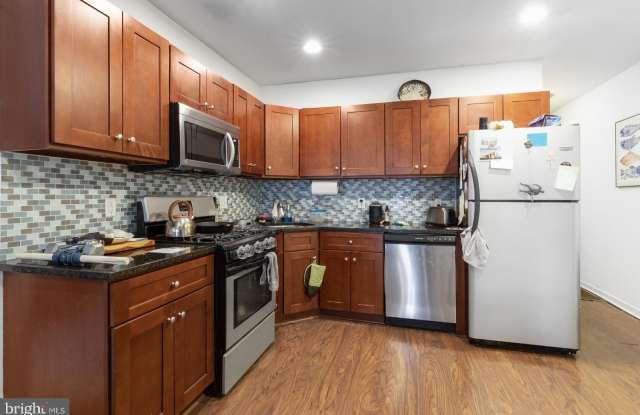 1631 W GIRARD AVENUE - 1631 West Girard Avenue, Philadelphia, PA 19130