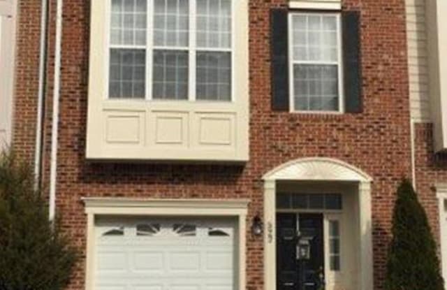 522 MCARTHUR TERRACE NE - 522 Mcarthur Ter NE, Leesburg, VA 20176