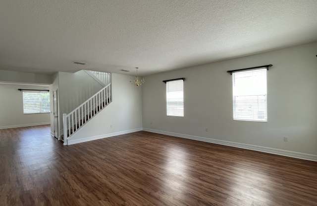 112 Bay Leaf Ln Gallery 4